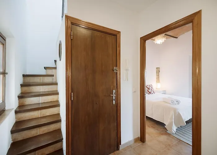 شقة Romantic Duplex With Terrace And Great Views خيرونا