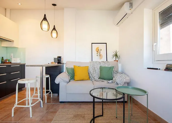 Romantic Duplex With Terrace And Great Views خيرونا