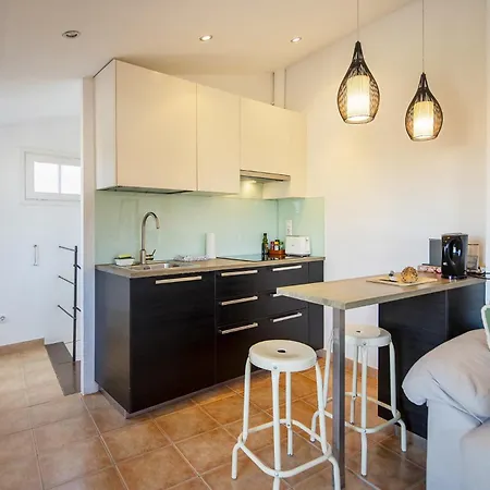 Romantic Duplex With Terrace And Great Views Girona