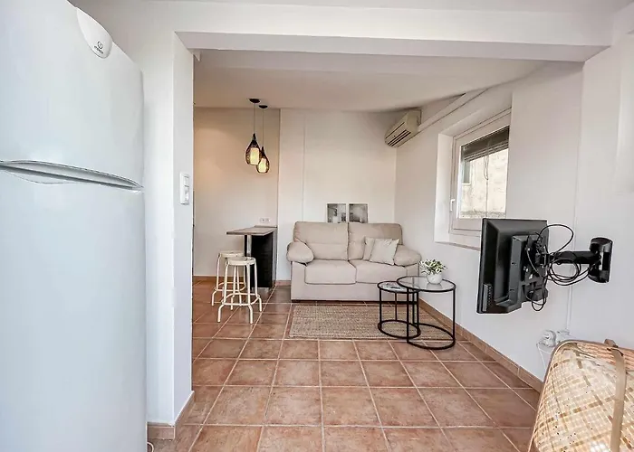 Romantic Duplex With Terrace And Great Views * Girona