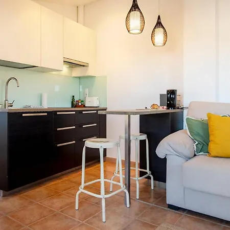 Romantic Duplex With Terrace And Great Views * 지로나